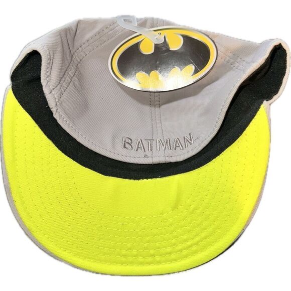 Batman Hat/Cap DC Comics With Embroidered Name & Logo Gray &‎ Lime Elastic OS - Picture 4 of 4